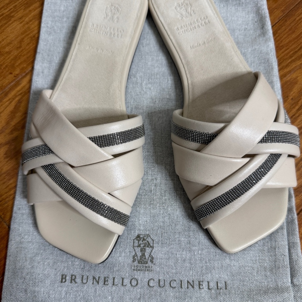 Brunello Cucinelli sliders